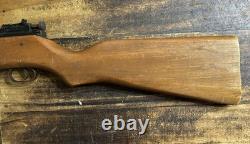 1952 1954 CROSMAN MODEL 120 PUMP. 22 CAL. PELLET GUN AIR RIFLE Hard to Find