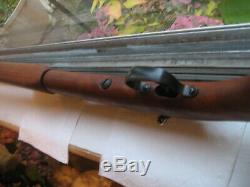 1961 SHERIDAN BLUE STREAK RIFLE Very Good Condition / Shoots Great / Looks Nice