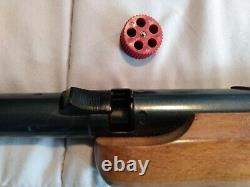 1973 Daisy model 400 air rifle lever action 177 pellet 5 shot clip