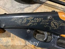 3 Vintage Lever Action Carbine. 177 BB/pellet Rifles-Mendoza & Daisy