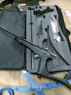 BARELY USED Diana Chaser. 22 CAL. Co2 Air Rifle KIT + PELLETS+ 2 CO2 CANS