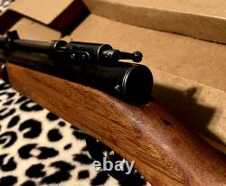 BENJAMIN 317 AIR RIFLE very collectible BROWN BOX no serial # SHINY BLACK FINISH