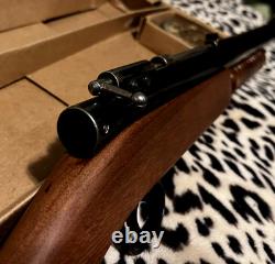 BENJAMIN 317 AIR RIFLE very collectible BROWN BOX no serial # SHINY BLACK FINISH