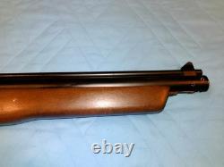 Benjamin 392 PA. 22 Cal Multi Pump Air Rifle. With Box, Excellent Condition