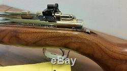 Benjamin Air Rifle No 87 Commemorative Edition Never fired. 22 Pellet Gun