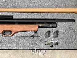 Benjamin Akela PCP Air Rifle 1000 FPS. 22 Pellet, Walnut BPA22W