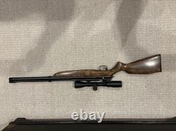 Benjamin Discovery. 22 PCP Air Rifle with Pump, Scope & Pellets