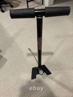 Benjamin Discovery. 22 PCP Air Rifle with Pump, Scope & Pellets