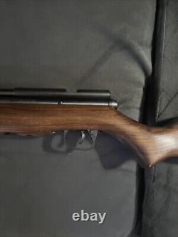 Benjamin Discovery. 22 caliber pre-charge pneumatic (PCP) Pellet Air Rifle