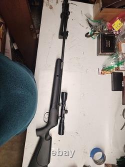 Benjamin Prowler Nitro Piston Air Rifle. 22 Pellet BPNP82 With Bipod