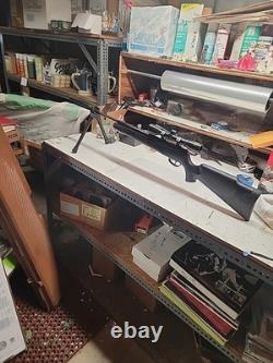 Benjamin Prowler Nitro Piston Air Rifle. 22 Pellet BPNP82 With Bipod