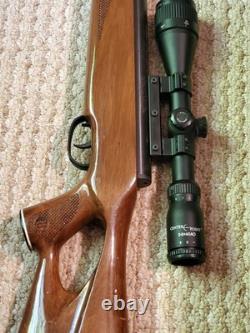 Benjamin Sheridan. 177 Nitro Piston Air Rifle With Scope Md B1500EP-NP