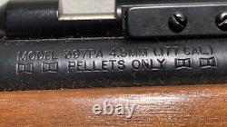 Benjamin Sheridan 397PA Air Rifle Pellet Gun. 177 Pump Pneumatic Wood Stock