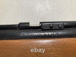 Benjamin Sheridan 397PA Air Rifle Pellet Gun. 177 Pump Pneumatic Wood Stock