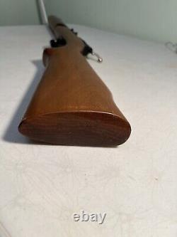 Benjamin Sheridan 397PA Air Rifle Pellet Gun. 177 Pump Pneumatic Wood Stock