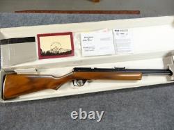 Benjamin Sheridan G397 CO2 Air Rifle. 177 Cal Fresh Reseal -Original Box