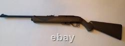 Crosman 1077W. 177 CO2 Semi-Auto Pellet Rifle Black Stock Manual Excellent