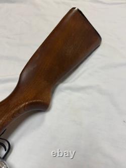 Crosman 160 Air Pellet Rifle. 22 Caliber