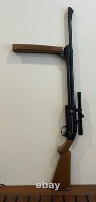 Crosman 2100 Classic Pump 1.77 cal. BB / Pellet Rifle Steel Reciever Scope USA
