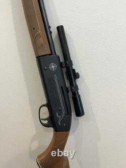Crosman 2100 Classic Pump 1.77 cal. BB / Pellet Rifle Steel Reciever Scope USA