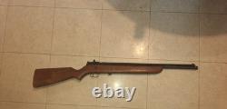 Crosman 22 Model 114.22 Caliber Air Pellet Rifle, 1950-1955 Brass barrel