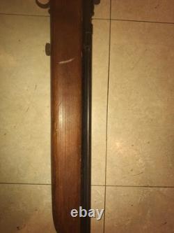 Crosman 22 Model 114.22 Caliber Air Pellet Rifle, 1950-1955 Brass barrel