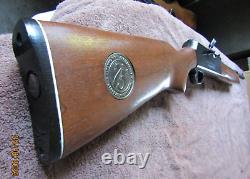 Crosman 75th Anniversary. 22 Pellet Rifle Mint Cond Wood Stock W2200 Magnum