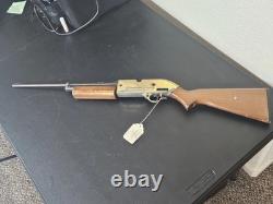 Crosman 761 XL Deluxe Gold Receiver. 177 Pellet BB Air Rifle Wood Stock