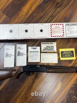 Crosman 766 American Classic. 177 Pump BB Pellet Rifle with Box & Manuals