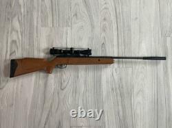 Crosman Air Rifle Nitro Venom with Scope and Wood Stock