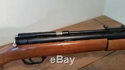 Crosman Benjamin 392 PA Air Rifle Pellet Gun WithWhite Line Butt Pad Fine Unused