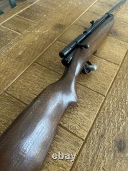 Crosman Model 160 Pellgun 2nd Variant CO2 Pellet Air Rifle. 22 Cal from the 50s