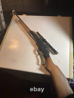 Crosman Model 99 Air Rifle, Lever Action Pellet Gun, Co2 original scope 1965-70