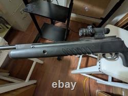 Crosman Nitro Venom Dusk. 22 CaliberAir Rifle