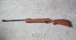 Crosman Quest 1000X pellet rifle. 177 break barrel air VERY POWERFUL 1000 FPS