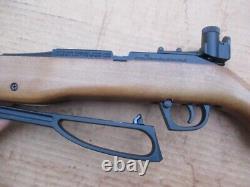 Daisy AVANTI Model 853 Competition. 177 Single Shot Pellet Rifle, Sling, Spacers