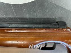 Daisy Model 120 Air Rifle. 177 Caliber Break Barrel