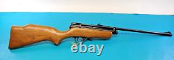 Early 1st Variant Crosman Model 180 Co2 Air Rifle. 22 Cal. + Provenance 671