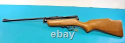Early 1st Variant Crosman Model 180 Co2 Air Rifle. 22 Cal. + Provenance 671