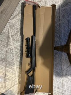 F4 crossman air rifle. 177 with a scope and pellets
