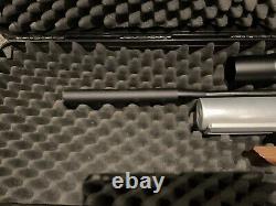 FX Royale 400 PCP Air Rifle 177 Or 4.5mm WithAeron Stock Out Of Czechia & Scope