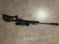 Gamo. 177 Caliber Air Rifle Pellet Gun Varmint Break Action 10 Round With Scope
