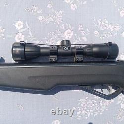Gamo BB Silent Cat Air Rifle Velocity 1250 Used- With Pellets + Target