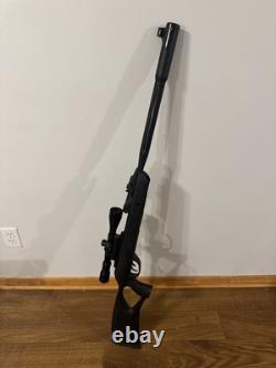 Gamo Swarm Fusion 10X'GEN3i'. 22 Caliber 1000 FPS Rifle with Scope