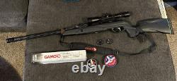 Gamo Swarm Maxxim G2.22 Cal Pellet Rifle With3-9x40mm Scope. READ DESCRIPTION