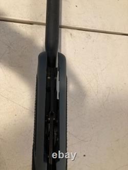 Gamo Viper Express Black Spring-Piston Break Barrel. 22 Pellet Air Rifle