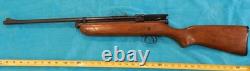 Great Resealed Crosman Model 400.22 Caliber Air Rifle CO2 Repeater, Excellent