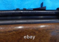 Great Resealed Crosman Model 400.22 Caliber Air Rifle CO2 Repeater, Excellent