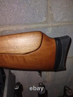 Hatsan 135 Vortex QE. 20 Cal Air Rifle w Pellets. Shoots hard. Exc. Condition