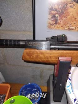 Hatsan 135 Vortex QE. 20 Cal Air Rifle w Pellets. Shoots hard. Exc. Condition